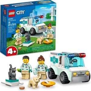 NWOT Lego City Vet Van Rescue